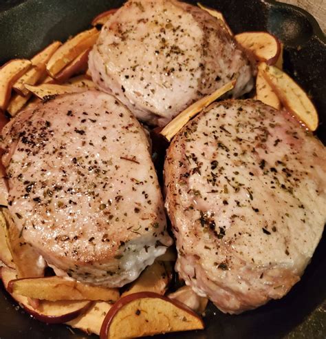 Cast Iron Pork Chops With Apples Recipe Eat Fresh Living Food Blog