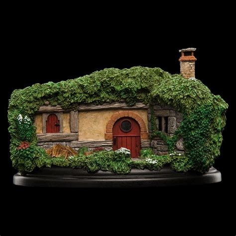 The Hobbit Diorama Hobbit Hole 34 Lakeside 9 Cm Planet Fantasy