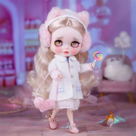 Amaya Premium Custom Neo Blythe Doll With Blonde Hair White Skin