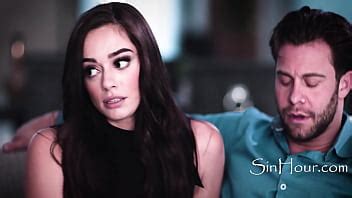 Politician MILF Makes Husband Cheat On Her To Fabricate A Scandal XNXX