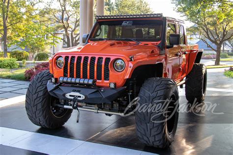 Lot 753 2020 Jeep Gladiator Custom Pickup Barrett Jackson