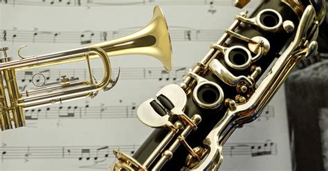 What Is The Difference Between Brass And Woodwind?