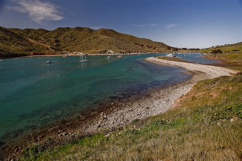 Catalina Harbor on Catalina Island, Two Harbors, CA - California Beaches