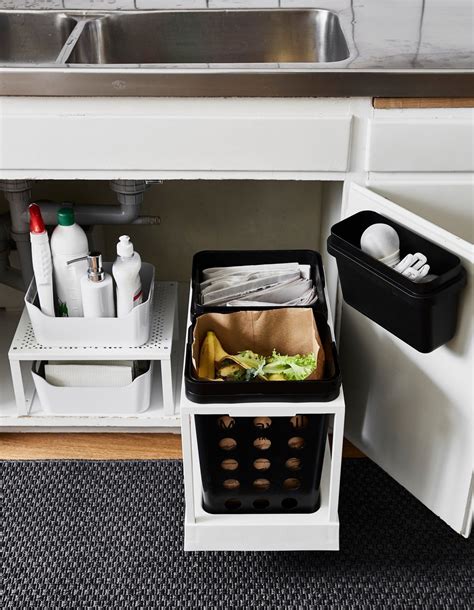 6 Betaalbare Keukenupdates Die Je Zelf Kan Uitvoeren Ikea Kitchen Sink Storage Kitchen Sink