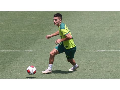 Atuesta fala sobre adaptação no Palmeiras e decisão da Recopa Todos