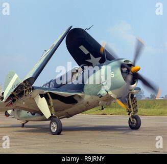 Dive bomber Curtiss SB2C-5 Helldiver Stock Photo - Alamy