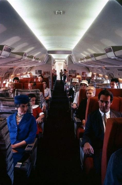 Convair 880 Twa First Class Cabin In Service The Area Behind The Dividers Was Actually A 2 3