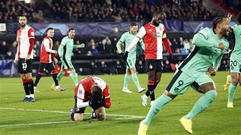 Feyenoord Limin De La Ligue Des Champions Apr S Sa D Faite Contre L