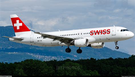 HB IJL Airbus A320 214 Swiss Cibulka Tomas JetPhotos