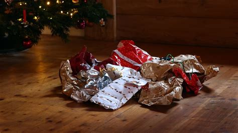 So Recycelt Man Geschenkverpackungen Richtig