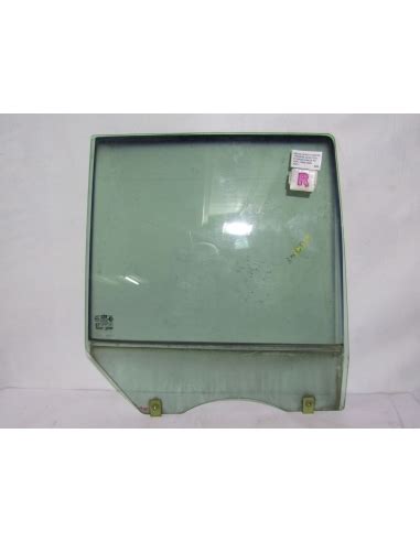 VIDRIO PUERTA TRASERA DERECHA HYUNDAI SANTA FE 2000 2004 CRDI