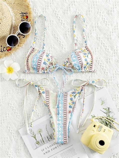 Set bikini floral con paisley Sujetador con cordón delantero Bottom