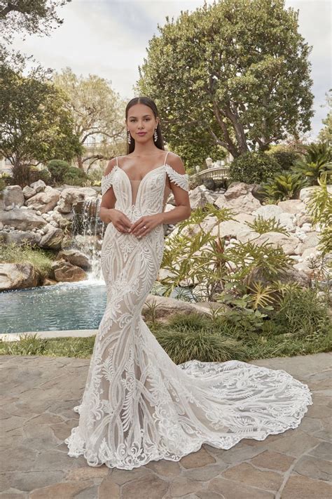 Style Francesca Casablanca Bridal