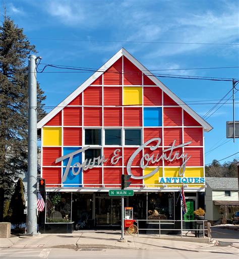 Catskills, New York | Accidentally Wes Anderson