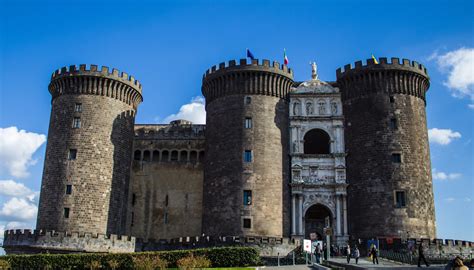 Tour Al Castello Visite Guidate Al Maschio Angioino Castelli Di Napoli