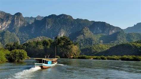 slowboat pa mekong og  ferie  thailand book din rejse nu