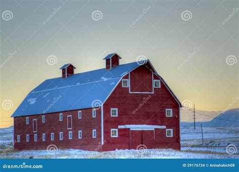 Red Barn Stock Photo Image Of Ranch Barn Agricultural 29176734