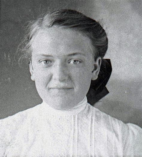 Hafer Funeral Home: Professional Memorial Services 12