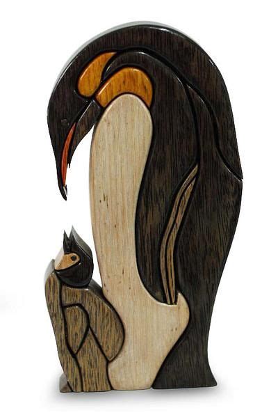 Wood Sculpture Mother Penguin In 2021 Scroll Saw Patterns Scroll