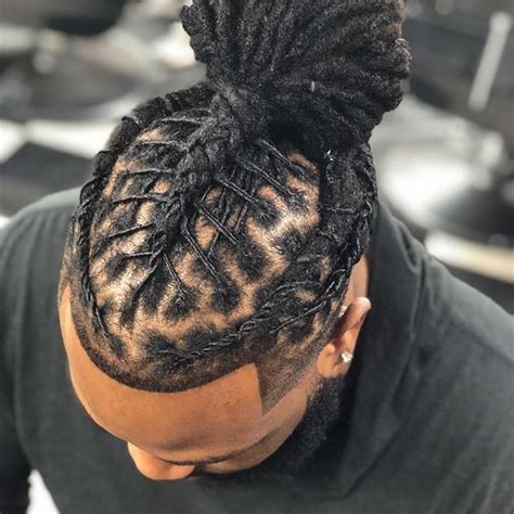 Pin By Toriyouna Williams On Braids Dreadlock Hairstyles For Men Dread Hairstyles For Men