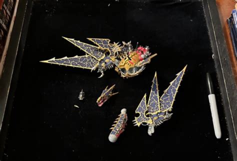 Games Workshop Warhammer 40k Chaos Lot W Heldrake Plastic Space