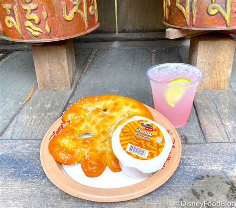 News And Review Thirsty River Bar Is Open In Disney Worlds Animal