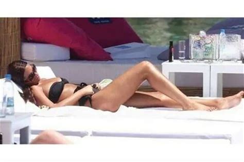 8 Hot Sexy Hilal Aysal Bikini Pics