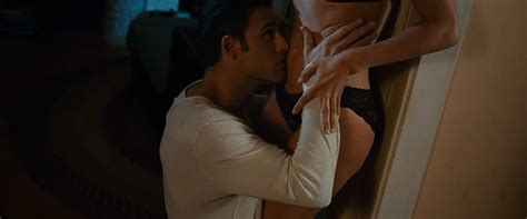 Naked Jennifer Lopez In The Boy Next Door