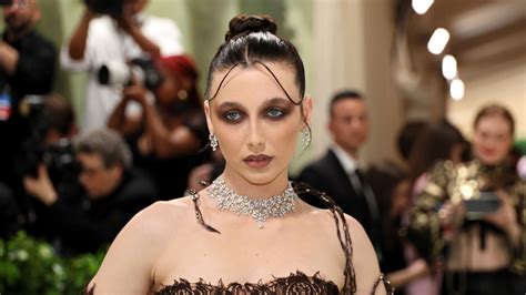 Inside Emma Chamberlains Thorny Gothy Weird Beauty Look For The