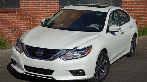 2016 Nissan Altima 2 5 SL Gas Mileage Review