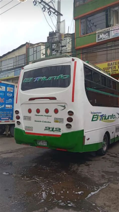 Microbus Chevrolet Npr Clasifibuses Venta De Buses En Colombia