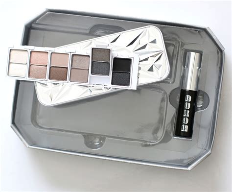 This 42 Set Is A Buxom Stone Cold Babe Makeup And Beauty Blog
