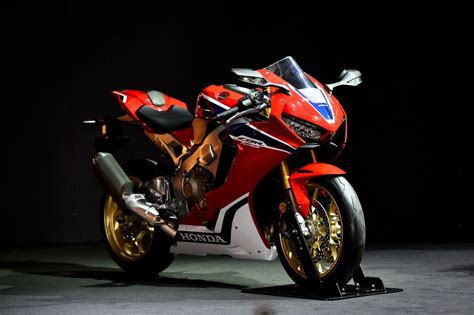 Zdj Cia Honda Fireblade Sc Cbr Rr Sp