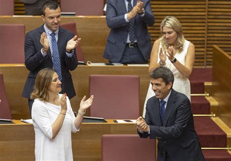 Las Im Genes De Carlos Maz N Durante El Pleno De Investidura Informaci N