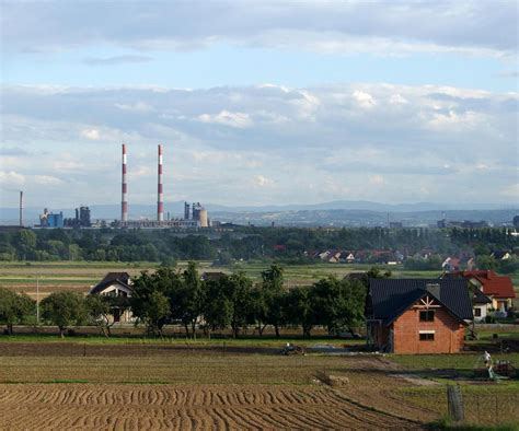 Strefa Przemysłowa na terenie Kombinatu w Nowej Hucie Krakowianie są