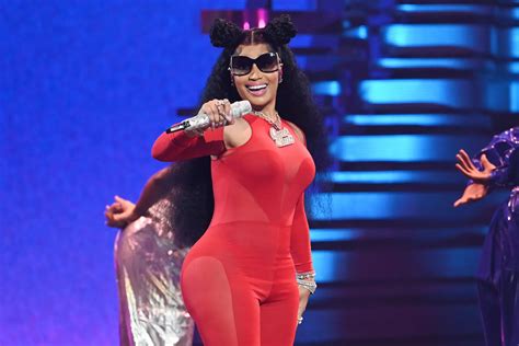 Nicki Minaj Will Bring Gag City To A Town Near You On Her Tour