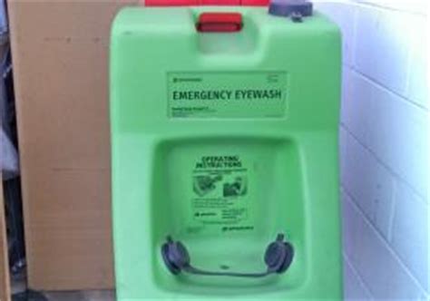 Lot 65 Fendall Porta Stream II Emergency Eye Wash Station With