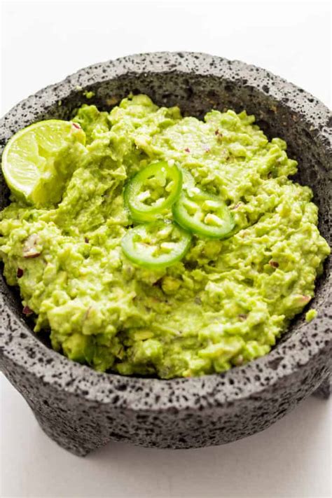 Easy Guacamole Recipe without Cilantro - Home-Cooked Roots