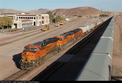 Railpictures Net Photo Bnsf Bnsf Railway Ge Es C At Barstow