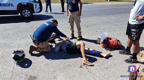 Fuerte Choque Sobre La Carretera En La Altura De El Cruce De Las