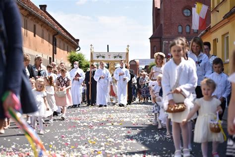 Boże Ciało 2021 Procesja Bożego Ciała Przeszła Również Ulicami