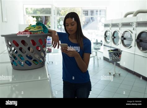 Laundromat Woman Hi Res Stock Photography And Images Alamy