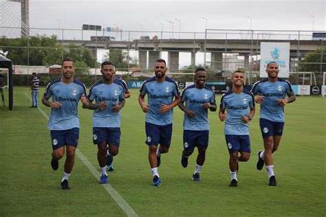 Grêmio Faz Primeiro Treino Físico Da Pré Temporada Com Romulo E Júlio