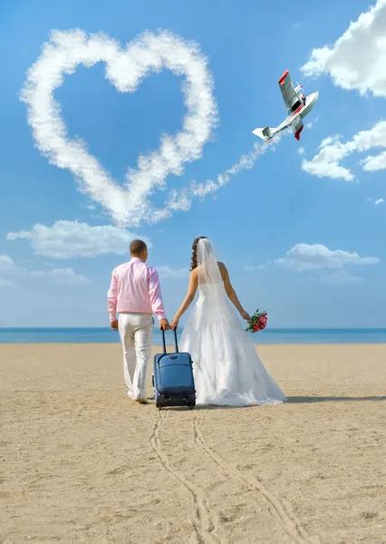 Honeymoon Couple Stock Photos Royalty Free Honeymoon Couple Images