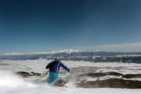 Furano Ski Resort - POWDER SNOW HOKKAIDO