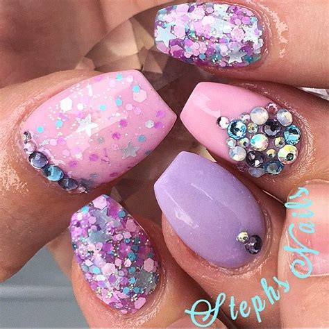 Stephanie Loesch On Instagram “love This Pink Its Glamandglitsnails