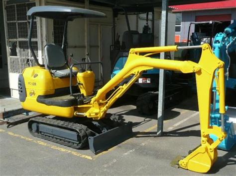 Komatsu Pc R Mini Excavator Specs And Dimensions Veritread