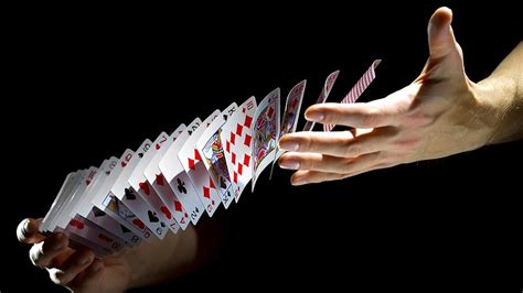 close  magic  thrill  guests book    arena