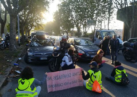 Clima Ultima Generazione Blocca Stamani Due Strade A Roma Lazio