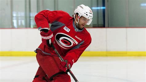 Tuomo Ruutu Sidelined By Hip Surgery - Canes Country